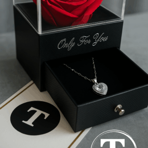 Rose éternelle thème Titanic avec bijoux et photo
